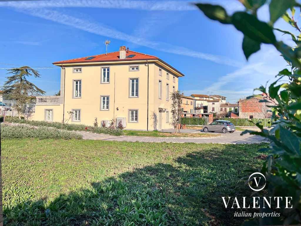 Villa Valente - Apartments Capannori Exterior photo